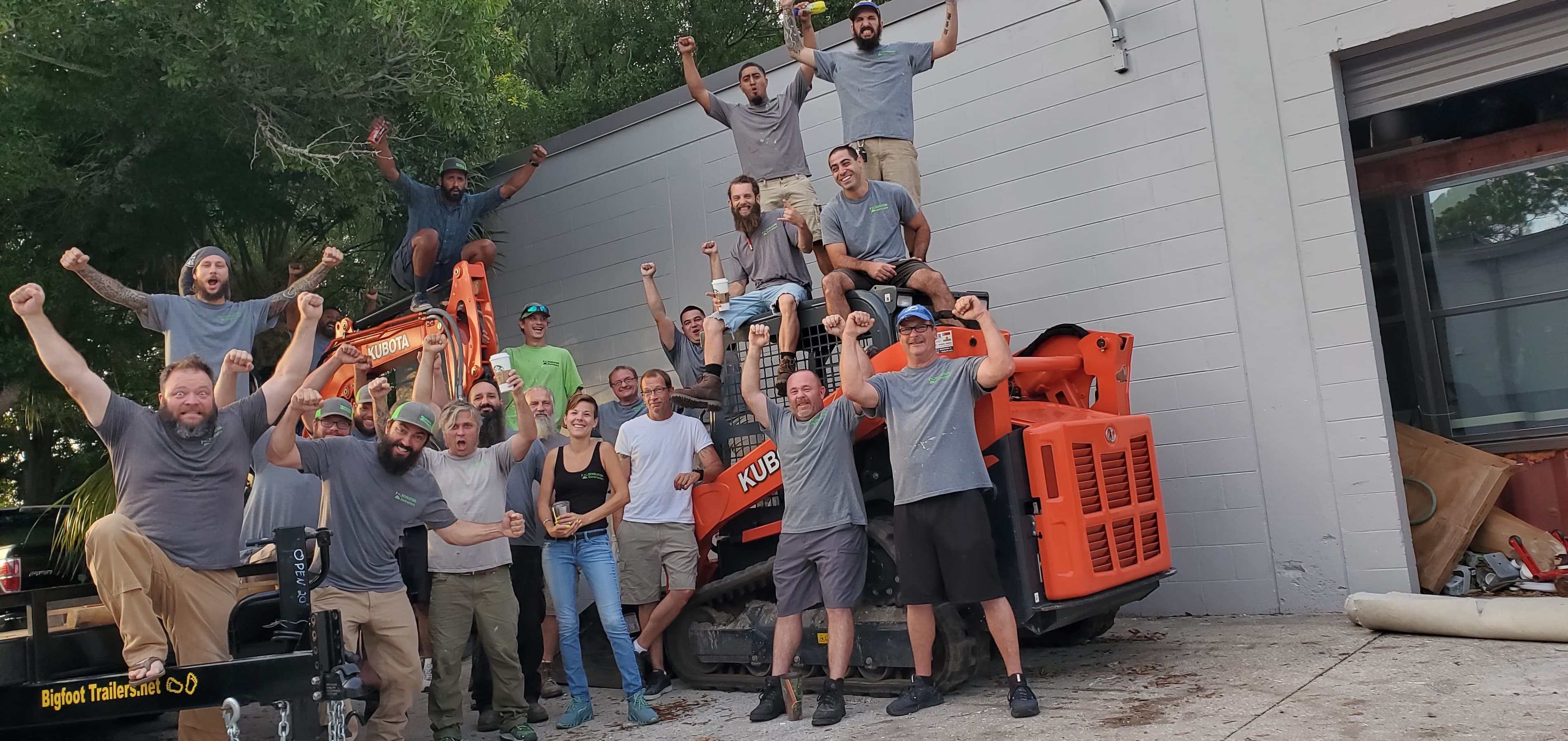 Revolution Contractors team working on a St. Petersburg renovation project