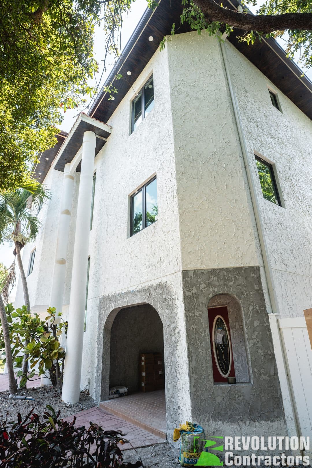 Tierra Verde exterior and master bath renovation by Revolution Contractors